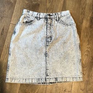 Vintage grey acid wash jean skirt